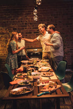 Load image into Gallery viewer, Attitude2go,Barbecue de Table  Faible fume,BBQ Portable, Couvercle,thermomtre,et Grille en Fonte,Alimentation : Cartouche de gaz CV 470 Plus,Gris