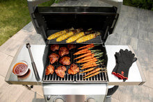Load image into Gallery viewer, Spirit II E-210 GBS Barbecue à Gaz,2 Brûleurs,Surface de Cuisson 51 x 46 cm,Thermomètre de Couvercle,Table d'Appoint Rabattable (Gauche),4 Roues - Noir et Argent (44010153)