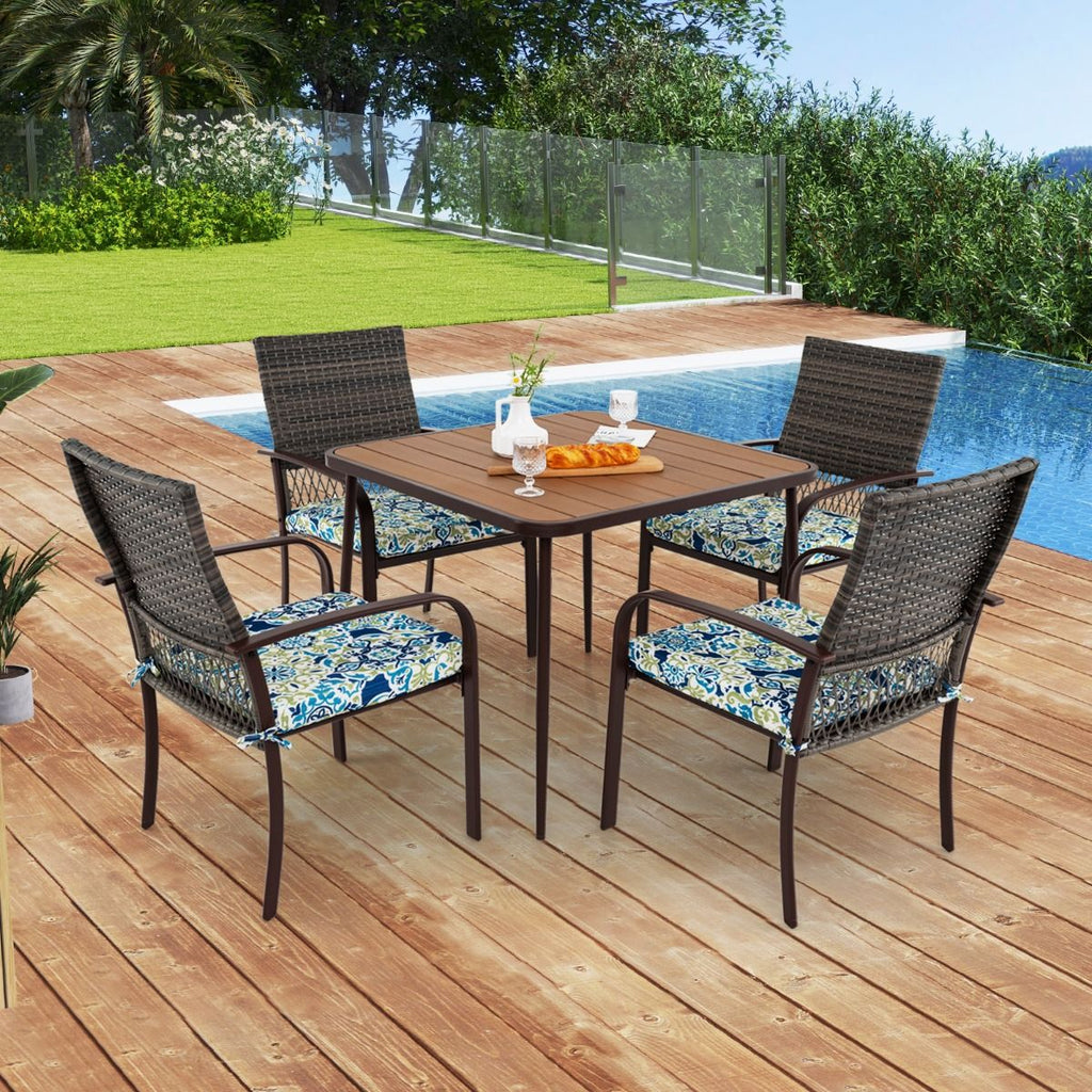 Ensemble de Meubles de Patio 5 Pièces Salon de Jardin 4 Fauteuils en Rotin avec Coussins et Table Carrée avec Trou pour Parasol -