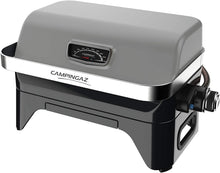 Load image into Gallery viewer, Attitude2go,Barbecue de Table  Faible fume,BBQ Portable, Couvercle,thermomtre,et Grille en Fonte,Alimentation : Cartouche de gaz CV 470 Plus,Gris
