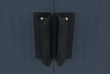 Load image into Gallery viewer, Abri de Jardin en Tôle Galvanisée Cabane de Rangement à Outils Porte Double 2 Aérations,277x191x192cm,Gris et Blanc -