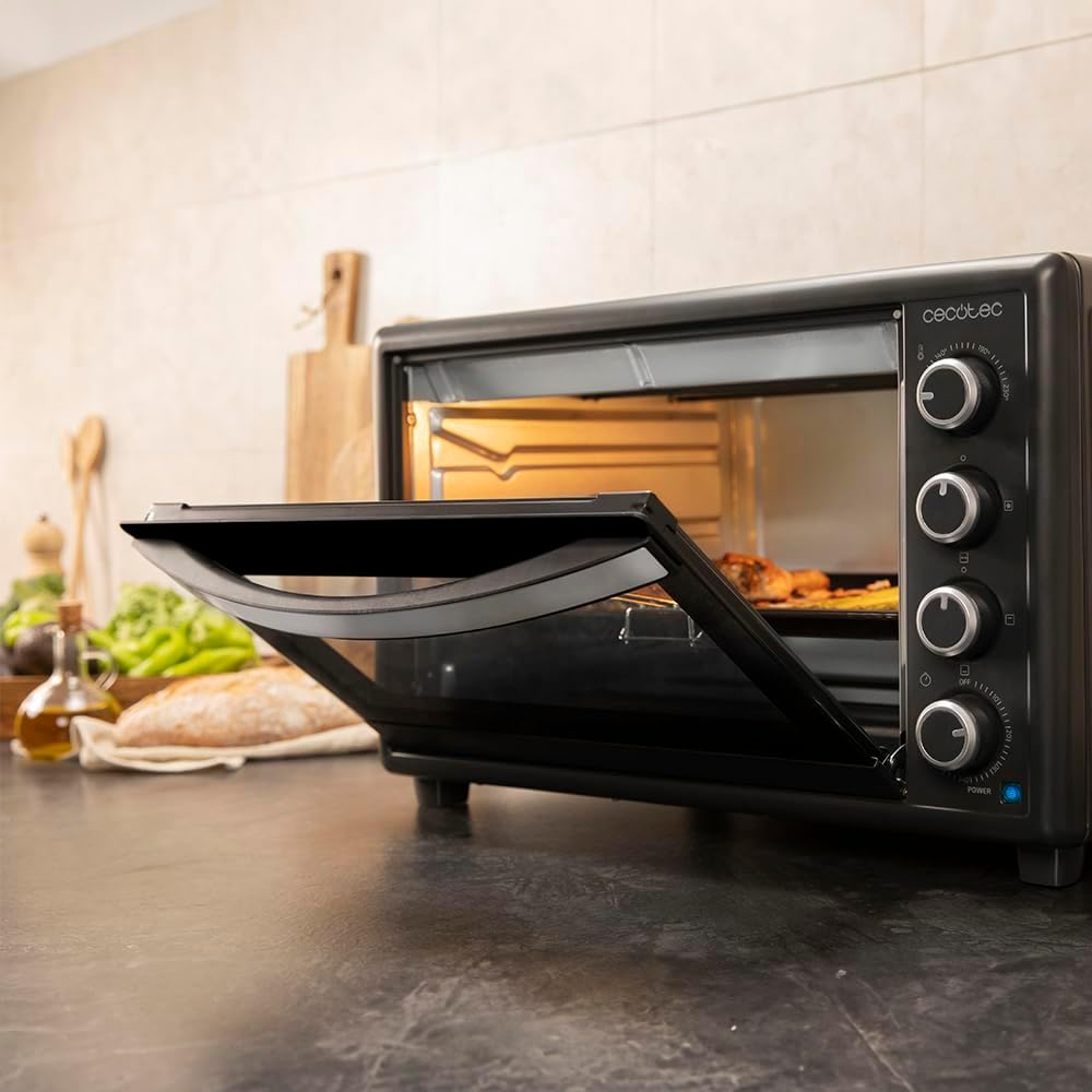 Cecotec Four Convection de Table de 60 Litres Bake&Toast 6090 Black Gyro, 2200 W, Lumière Intérieure, 12 Fonctions, Température Jusqu’à 230º, Porte à Double Verre, Inclut Tournebroche
