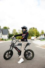 Load image into Gallery viewer, Macfox M19 Teen Electric Bike